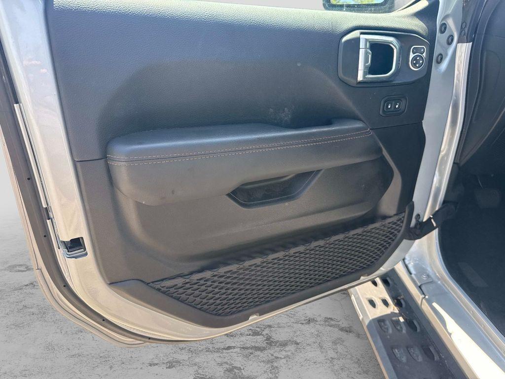 used 2022 Jeep Wrangler Unlimited car, priced at $57,679