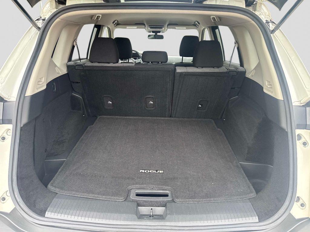 used 2021 Nissan Rogue car, priced at $19,082