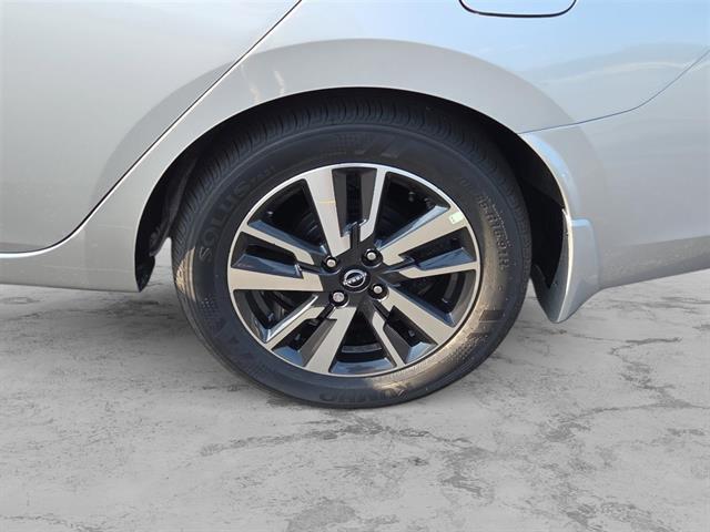 new 2025 Nissan Versa car, priced at $19,920