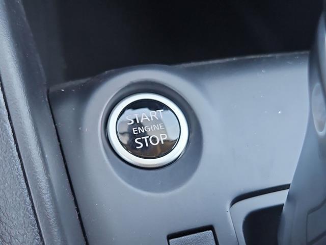 new 2025 Nissan Kicks Play car, priced at $20,847