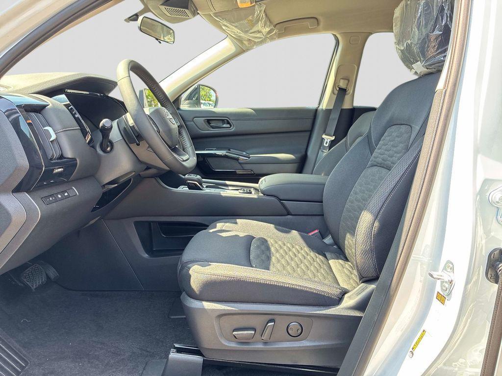 new 2026 Nissan Pathfinder car, priced at $40,165