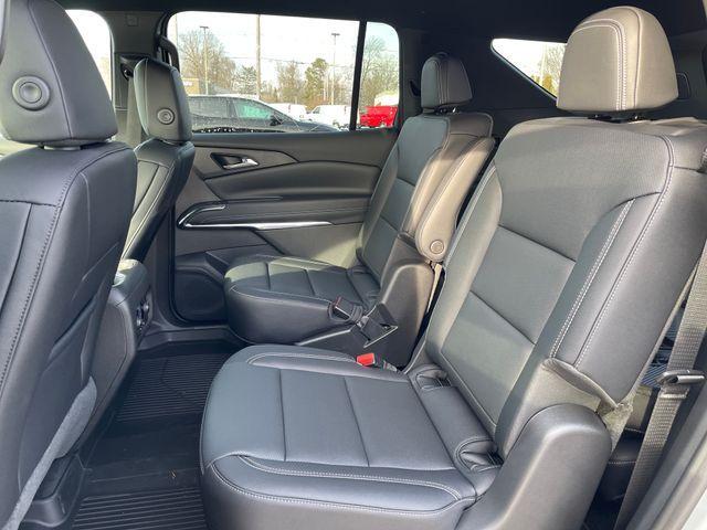 new 2026 Chevrolet Traverse car, priced at $46,800