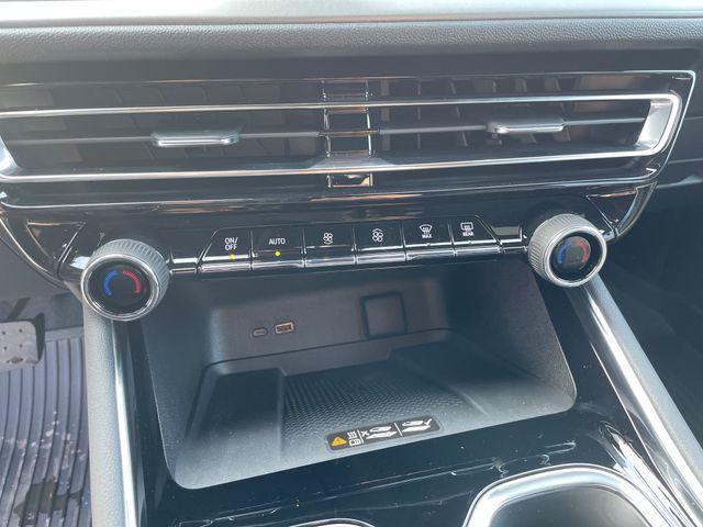 new 2026 Chevrolet Traverse car, priced at $46,800