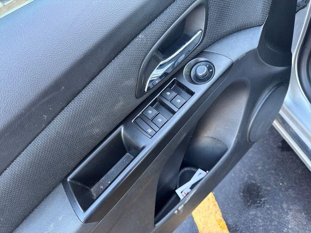 used 2014 Chevrolet Cruze car, priced at $9,995