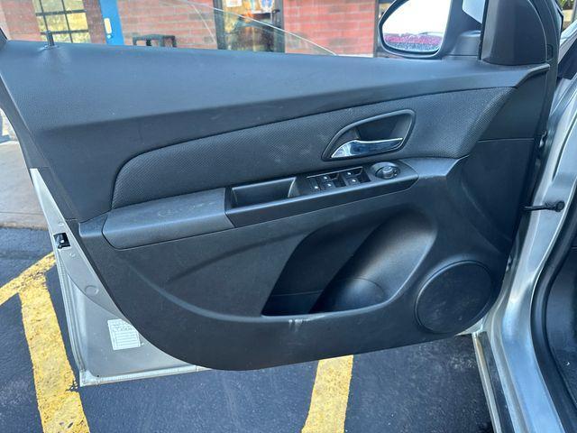 used 2014 Chevrolet Cruze car, priced at $9,995
