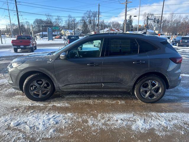 used 2024 Ford Escape car, priced at $25,517
