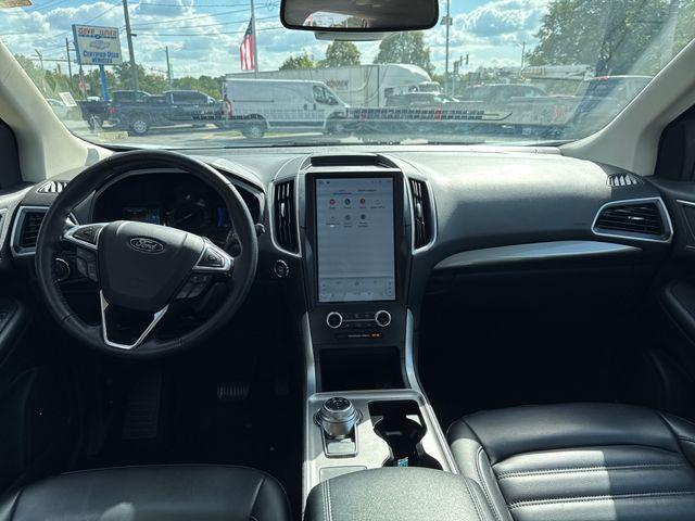 used 2024 Ford Edge car, priced at $22,795