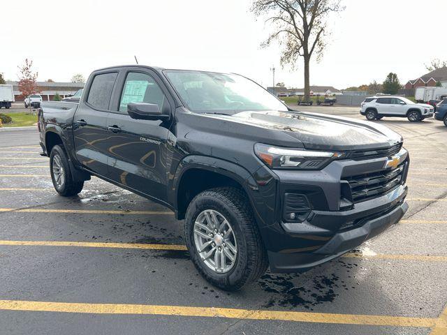 new 2025 Chevrolet Colorado car, priced at $42,700