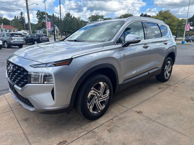 used 2023 Hyundai Santa Fe car, priced at $22,495