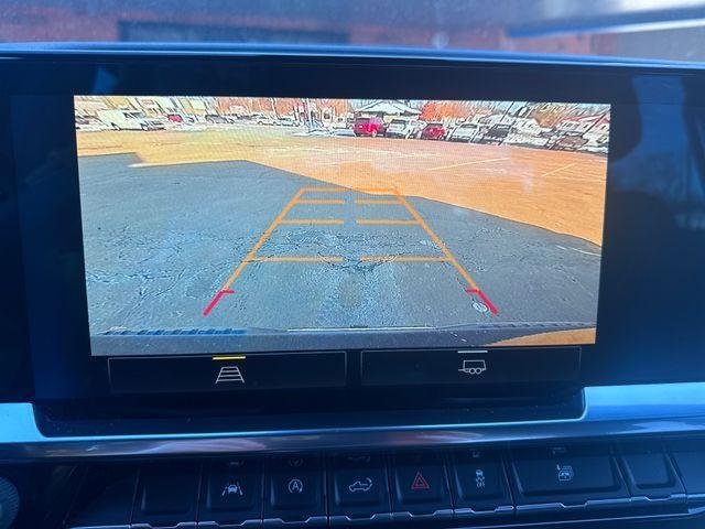 used 2022 Chevrolet Silverado 1500 car, priced at $39,995