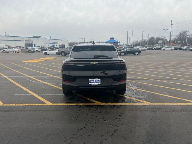 new 2026 Chevrolet Equinox EV car, priced at $32,925