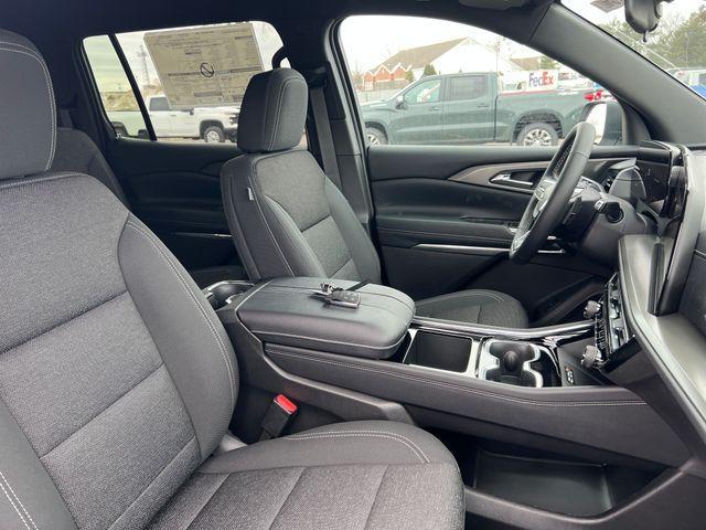 new 2026 Chevrolet Traverse car, priced at $41,615