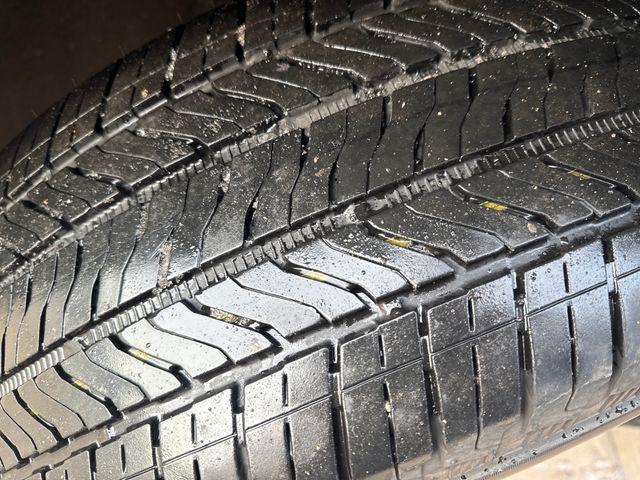 used 2023 Chevrolet Traverse car, priced at $29,995