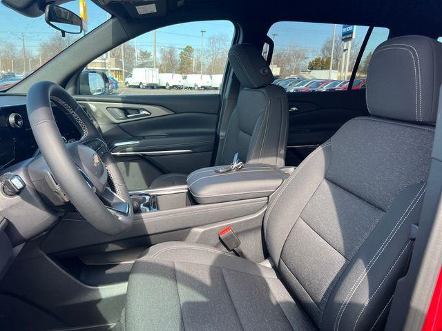 new 2026 Chevrolet Traverse car, priced at $42,110