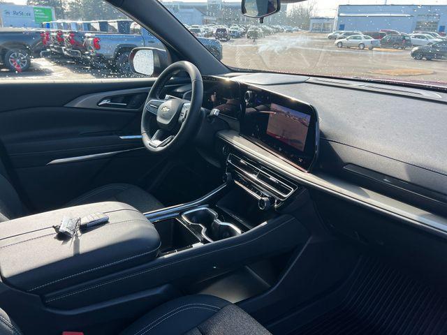 new 2026 Chevrolet Traverse car, priced at $42,110