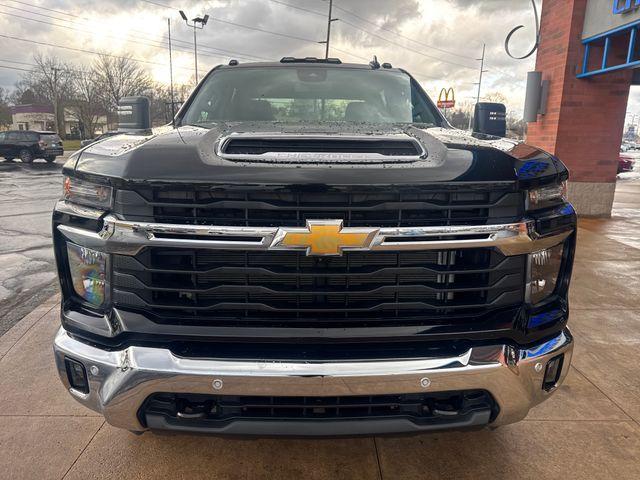 used 2025 Chevrolet Silverado 2500 car, priced at $58,995