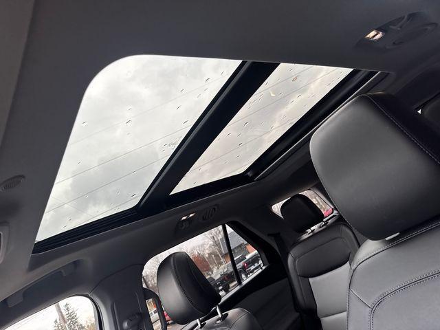 used 2022 Ford Explorer car, priced at $27,995