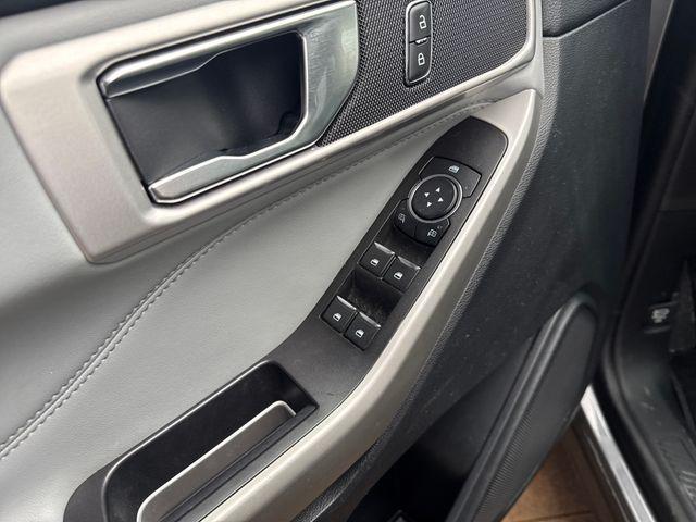 used 2022 Ford Explorer car, priced at $27,995