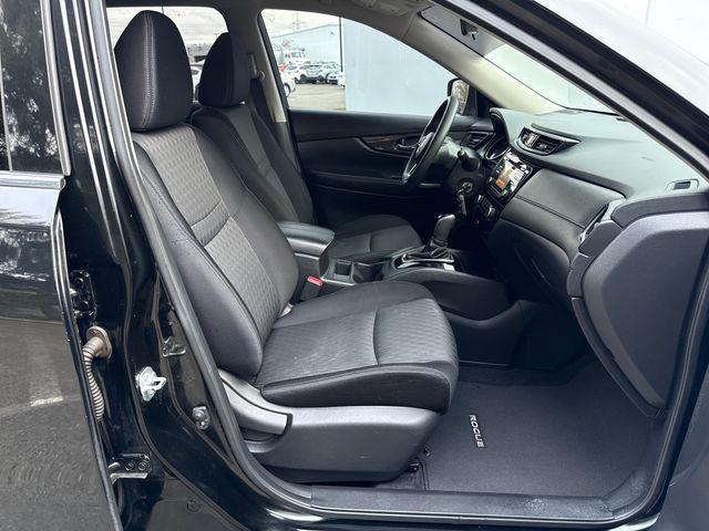 used 2017 Nissan Rogue car