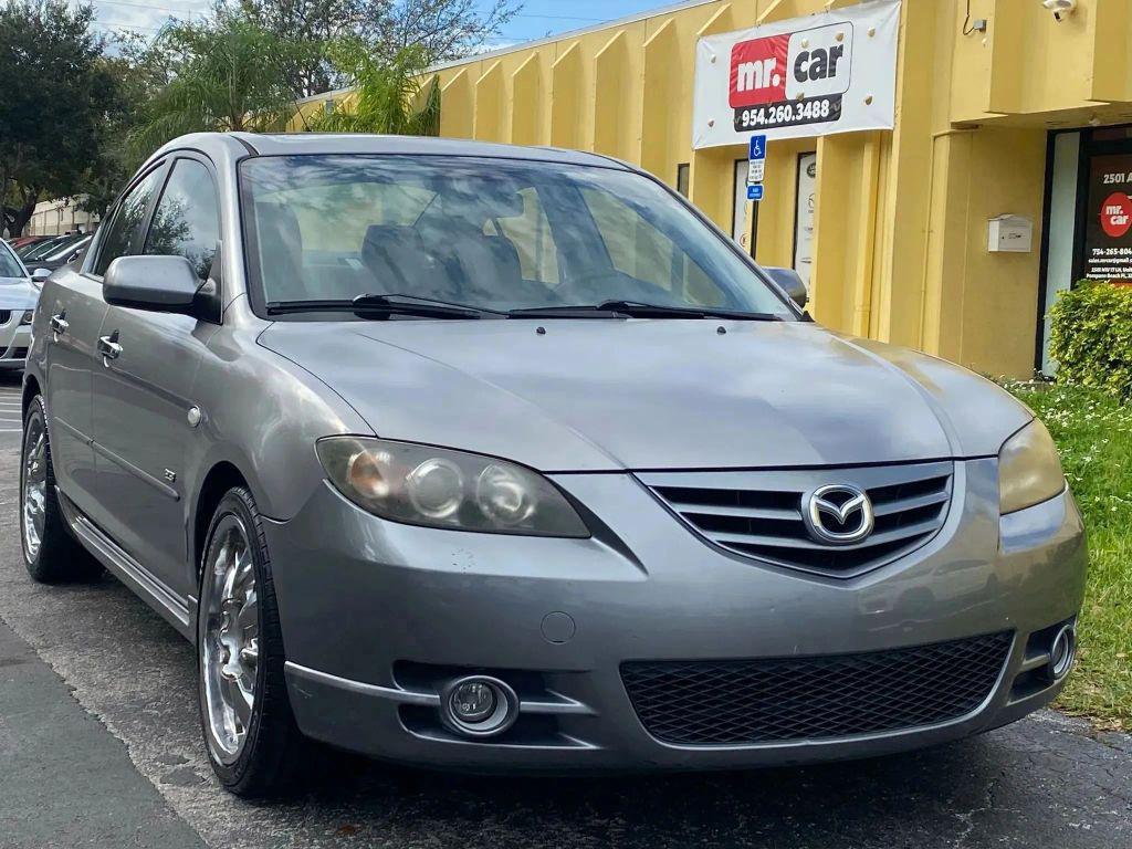 used 2005 Mazda Mazda3 car, priced at $2,899