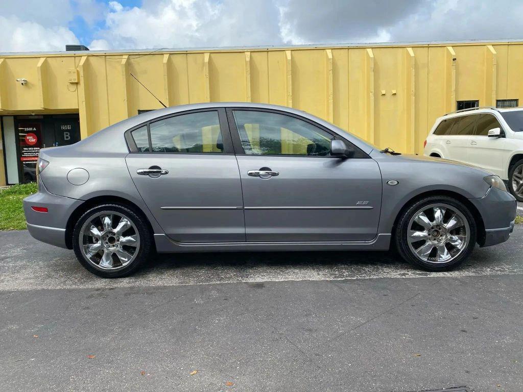 used 2005 Mazda Mazda3 car, priced at $2,899