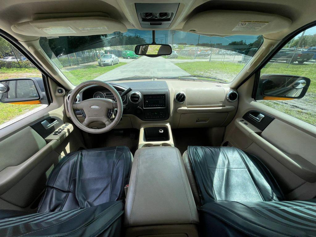 used 2005 Ford Expedition car, priced at $4,199