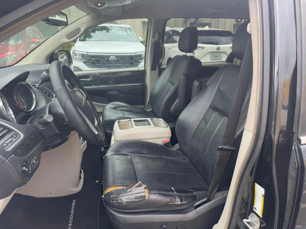 used 2014 Chrysler Town & Country car, priced at $7,999