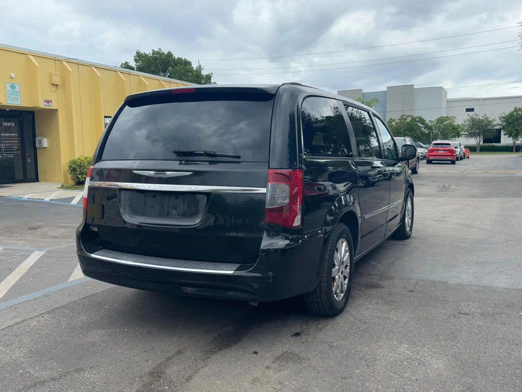 used 2014 Chrysler Town & Country car, priced at $7,999