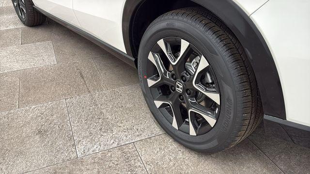 new 2026 Honda HR-V car, priced at $33,586