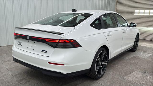 new 2026 Honda Accord Hybrid car, priced at $35,091
