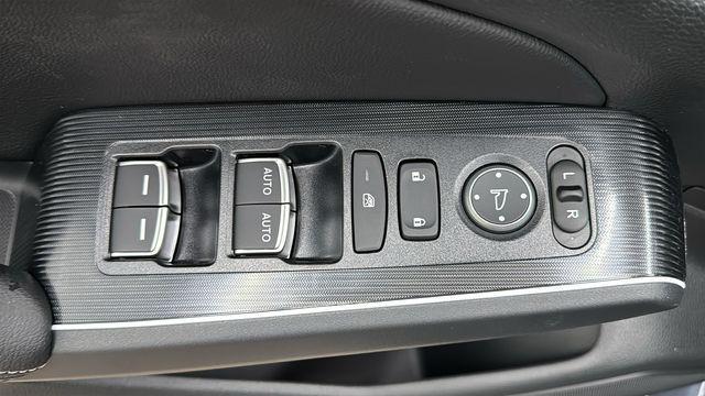 new 2026 Honda Civic Hybrid car, priced at $33,422