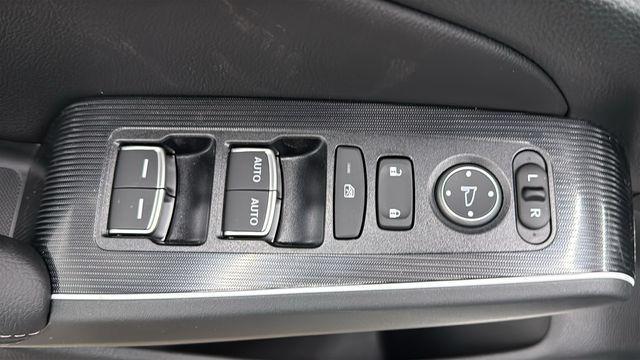 new 2026 Honda Civic Hybrid car, priced at $34,045