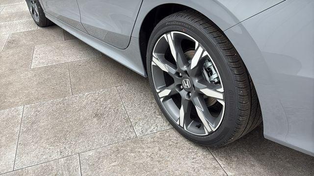 new 2026 Honda Civic Hybrid car, priced at $33,705