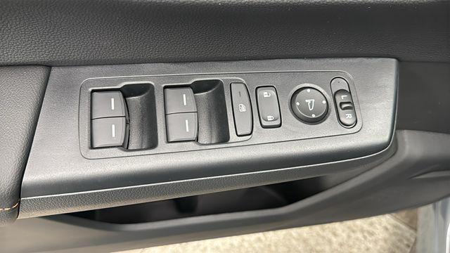 new 2026 Honda CR-V Hybrid car, priced at $40,224