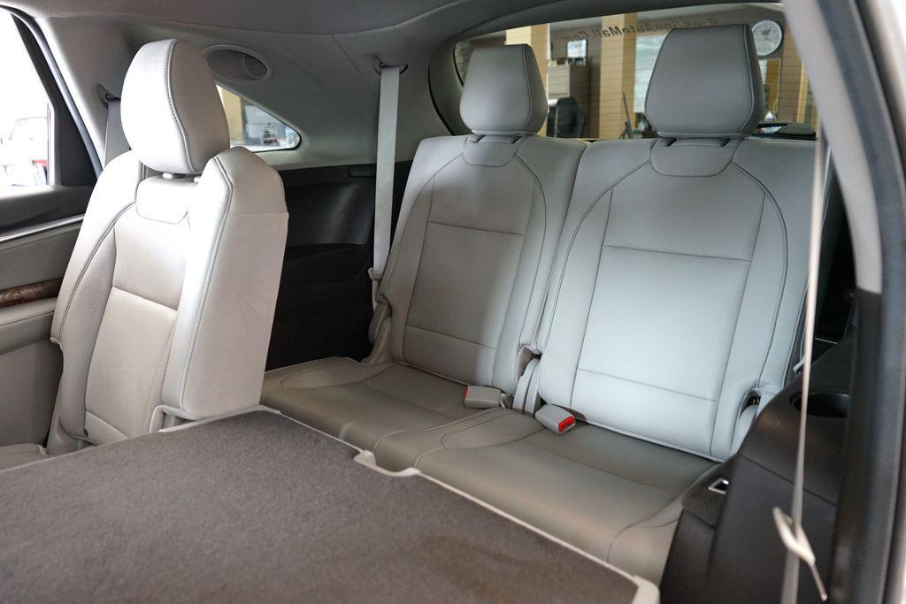 used 2019 Acura MDX car, priced at $21,985
