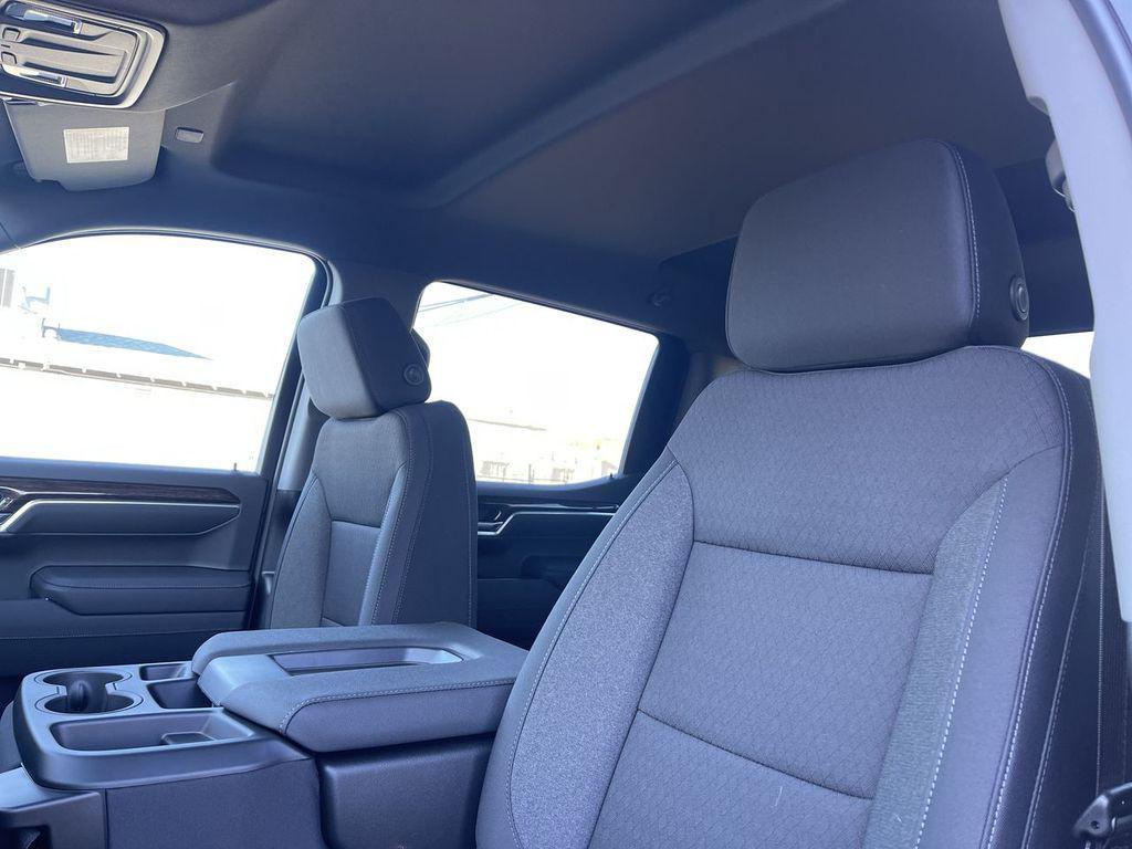 new 2026 GMC Sierra 1500 car, priced at $52,700