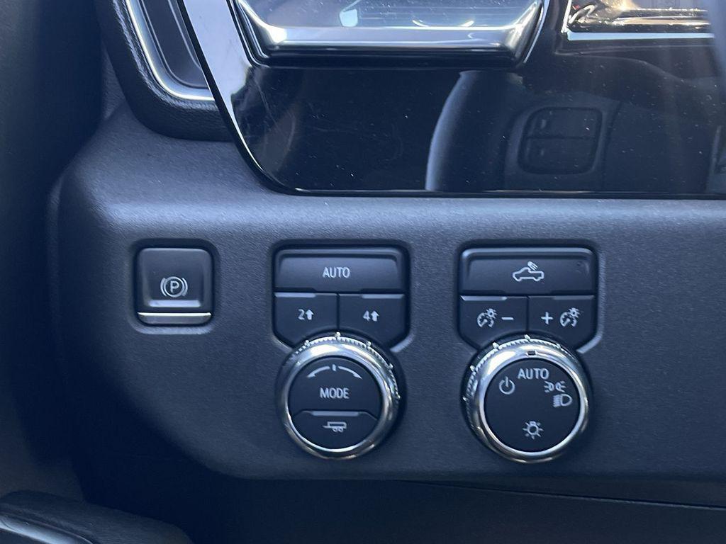 used 2023 GMC Sierra 1500 car, priced at $38,995