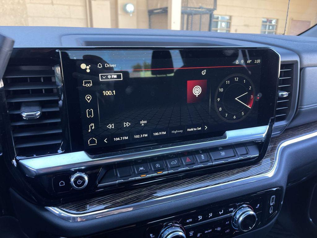 used 2024 GMC Sierra 1500 car, priced at $43,495