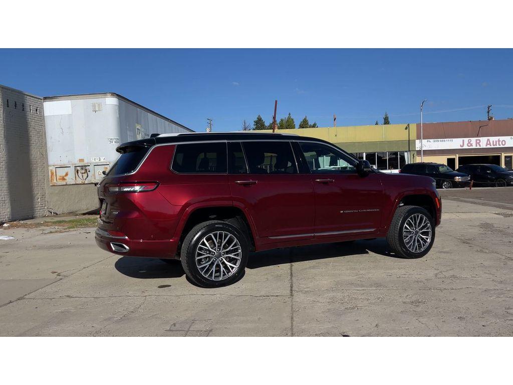 used 2021 Jeep Grand Cherokee L car, priced at $35,998