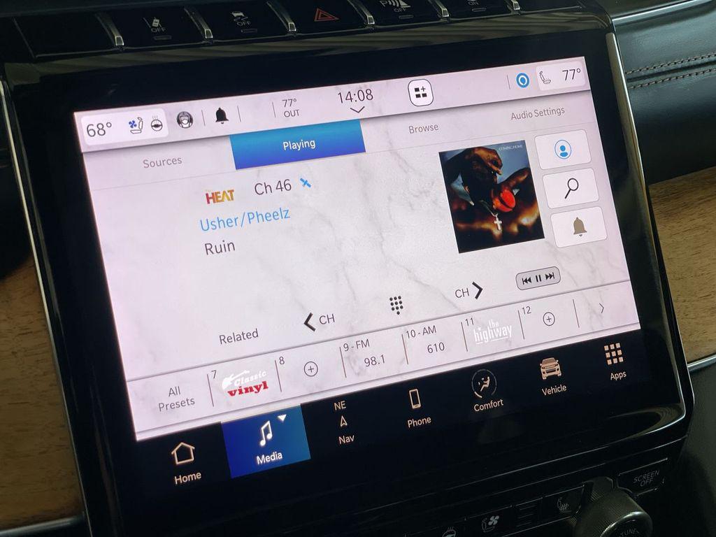 used 2021 Jeep Grand Cherokee L car, priced at $35,998