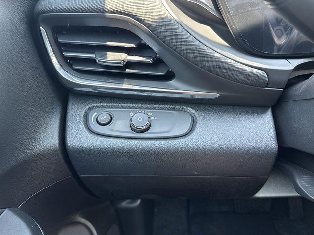 new 2025 Buick Envista car, priced at $24,279