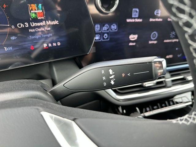 new 2025 Chevrolet Equinox EV car, priced at $37,095