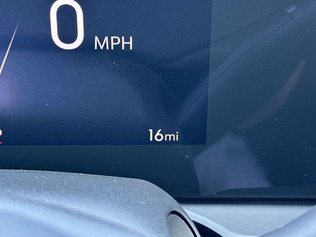 new 2025 Buick Envista car, priced at $24,279