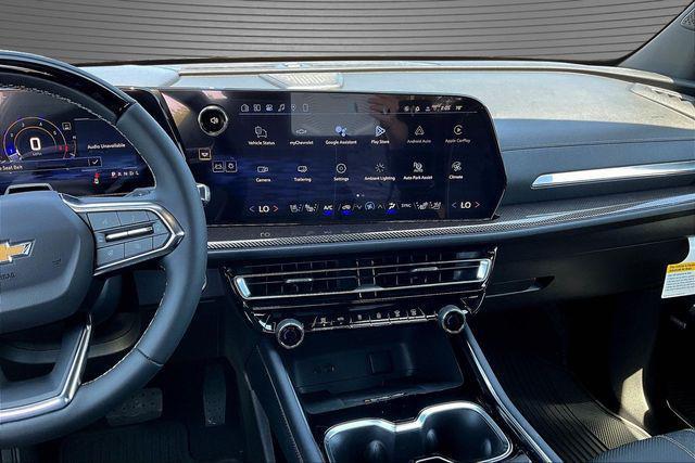 new 2026 Chevrolet Traverse car, priced at $61,070