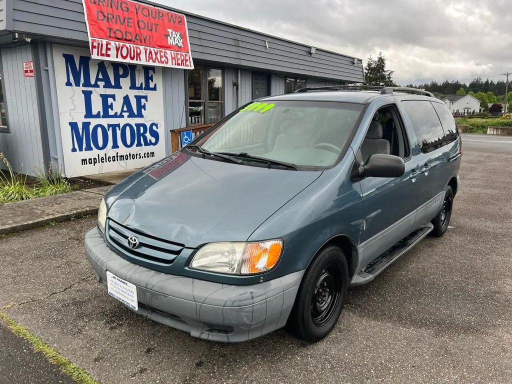 used 2002 Toyota Sienna car, priced at $3,999