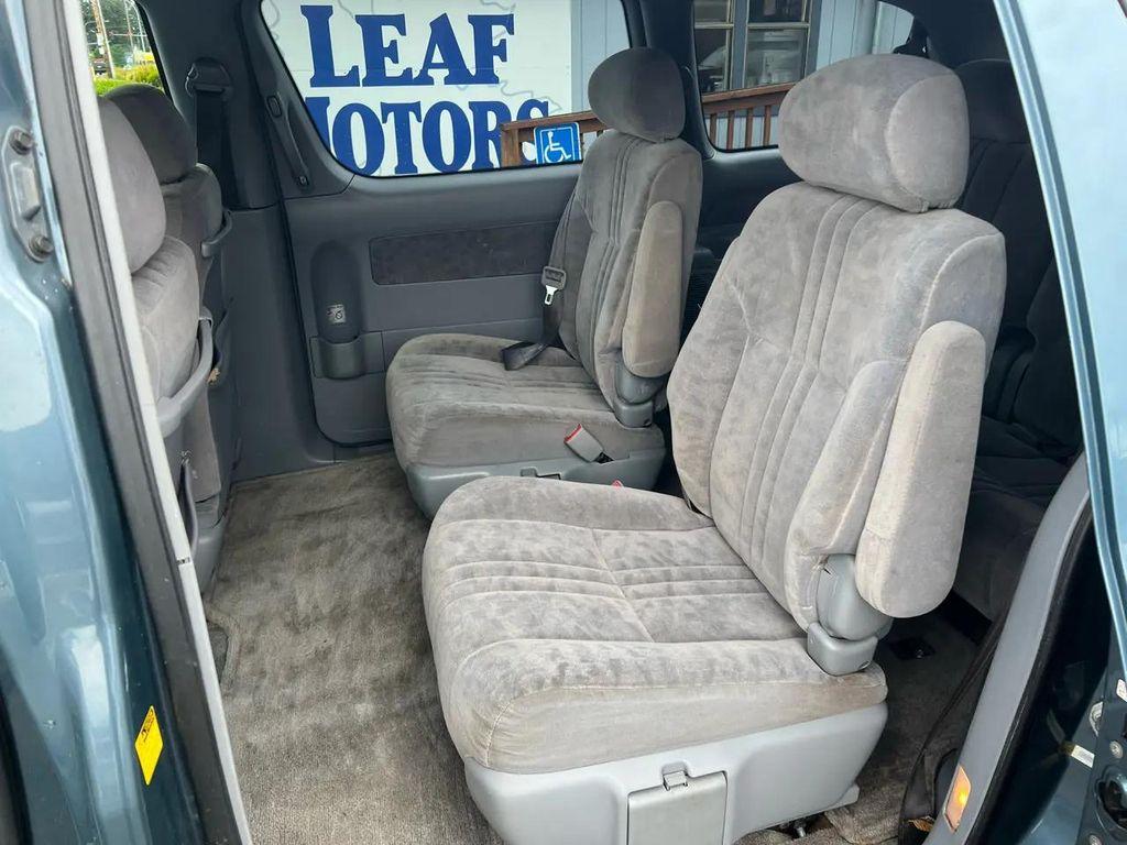 used 2002 Toyota Sienna car, priced at $3,999