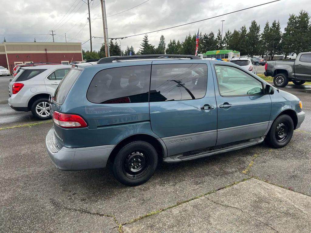 used 2002 Toyota Sienna car, priced at $3,999