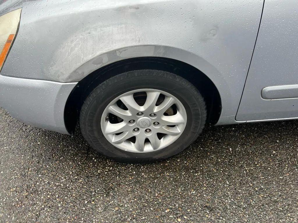 used 2007 Kia Sedona car, priced at $3,499