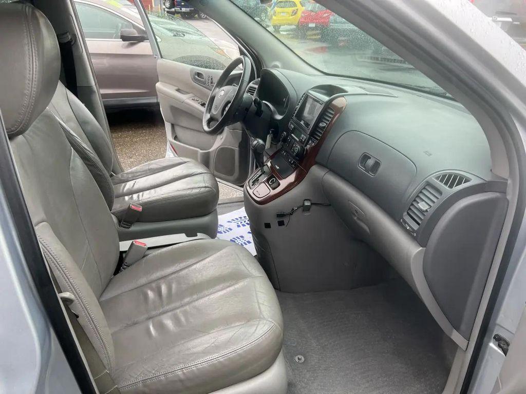 used 2007 Kia Sedona car, priced at $3,499