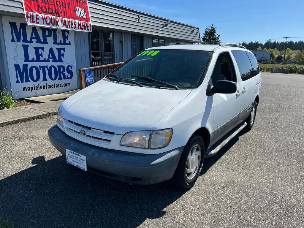 used 2000 Toyota Sienna car, priced at $2,999